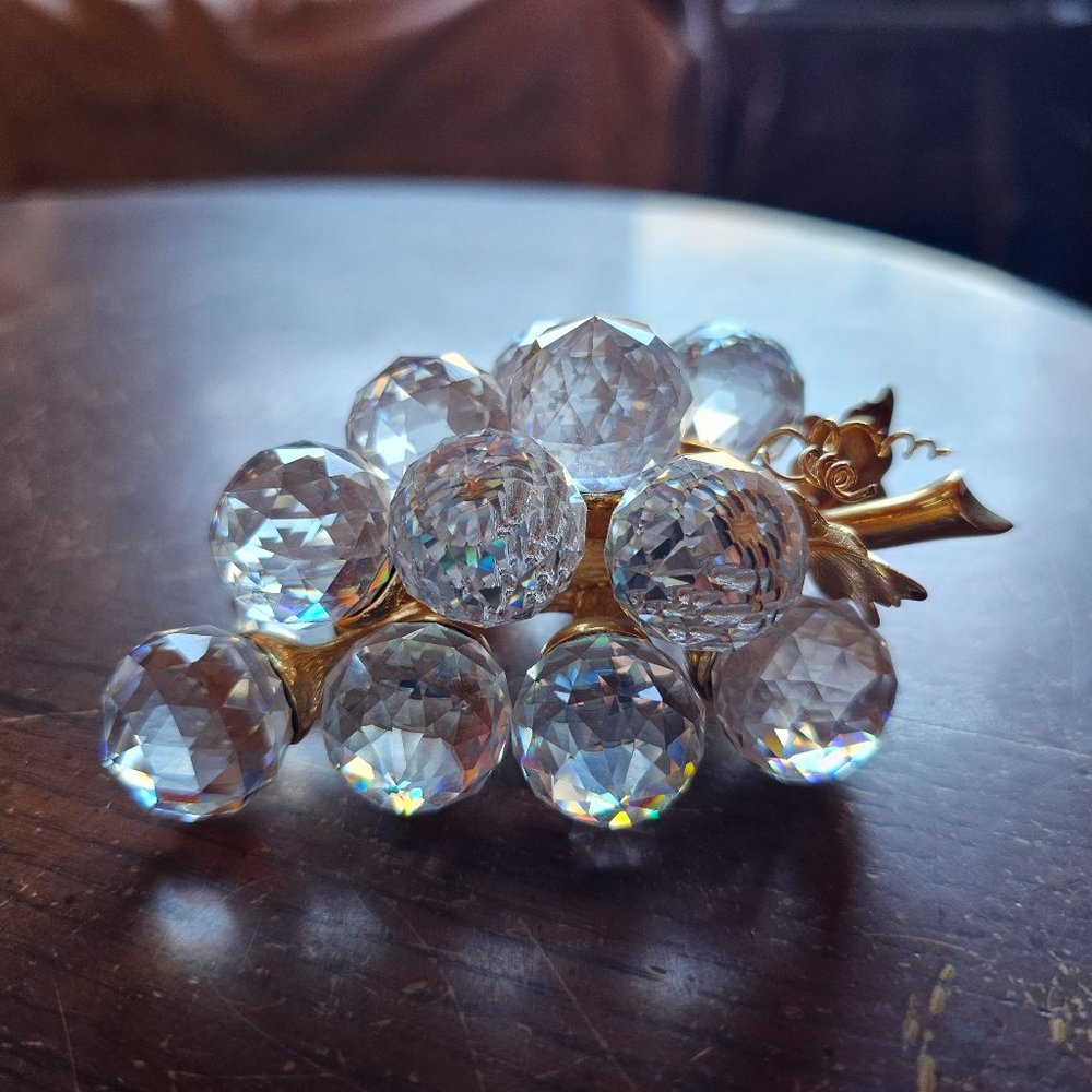 Swarovski Crystal 15 Large 3/4" Multi-Faceted Grapes Cluster Fruit w/Gold Petals